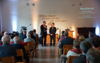 Begrüßung durch Matthias Börner (Vorstandsvorsitzender) und Oliver Hanke (Geschäftsführer der Gästehäuser)